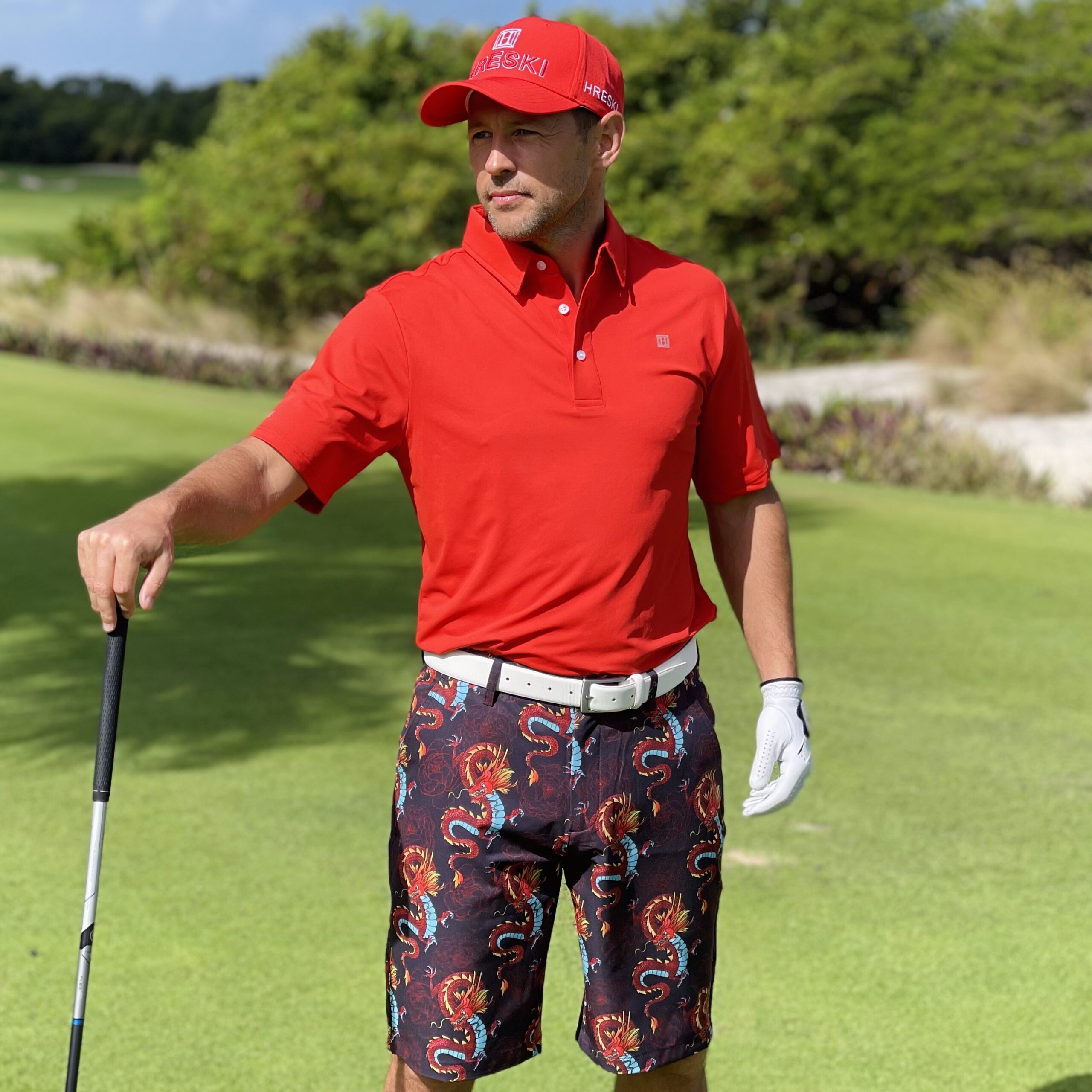 golfers wear red shirts